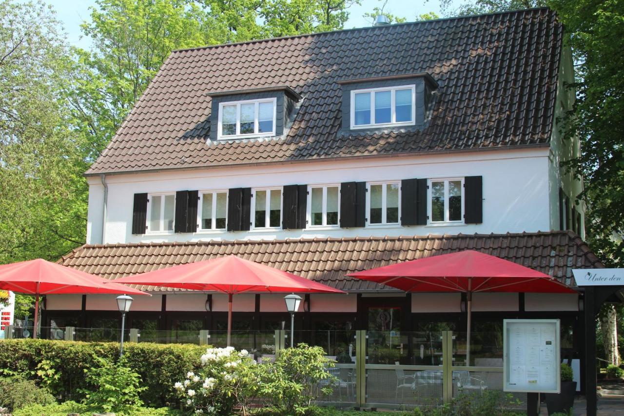Hotel Und Restaurant Zeus ウォルフスブルク エクステリア 写真